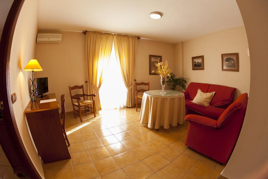 Hotel Paraje La Lambra Рус Экстерьер фото