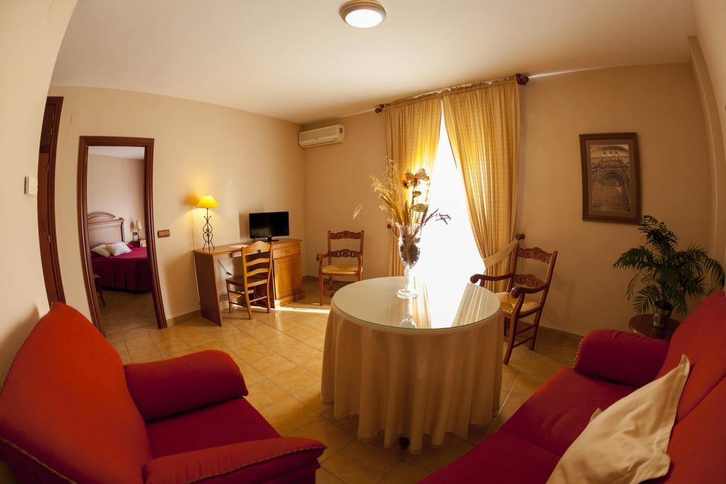 Hotel Paraje La Lambra Рус Экстерьер фото